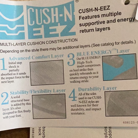 NWT men’s Walkabout shoes - Picture 8 of 15